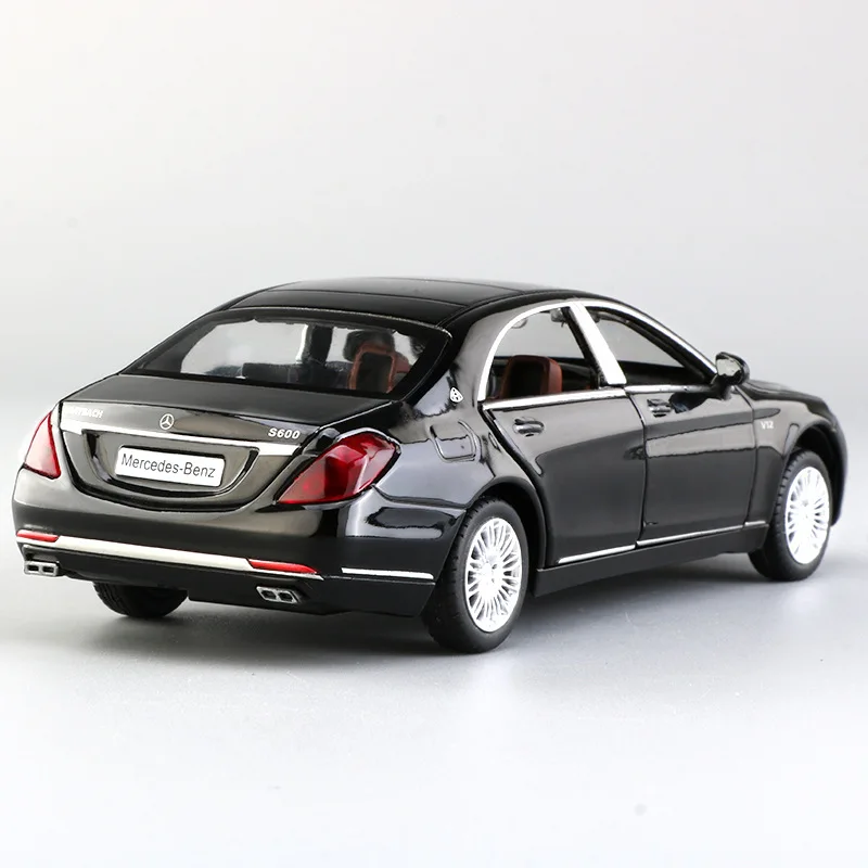 1:24:32 звуковой светильник, сплав Maybach S600, модель автомобиля, 6 дверей, игрушки для мальчиков, детский подарок
