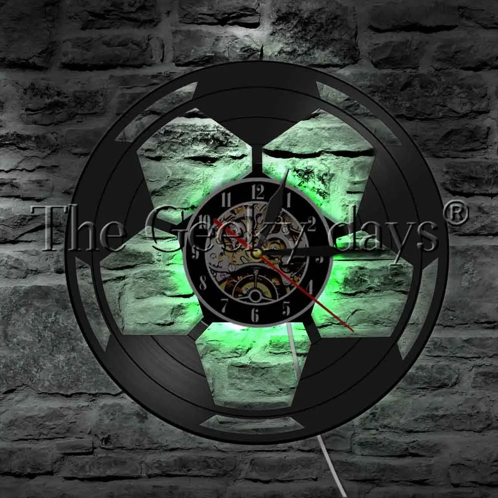 Настенные часы с виниловой пластиной в форме футбольного мяча|Настенные часы| |