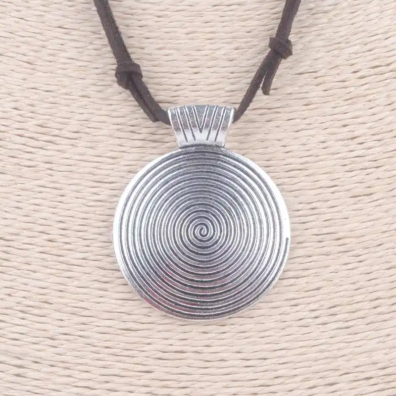 

Free Shipping maxi collier men jewelry collares vintage necklaces round alloy pendants love choker rope statement necklace