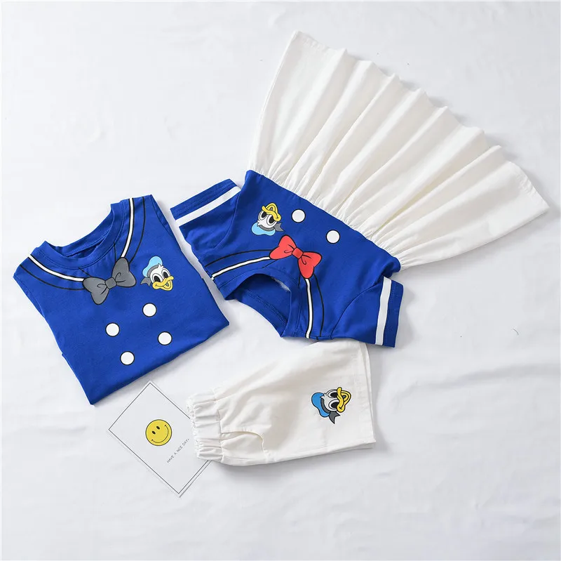 Одежда для маленьких мальчиков комплекты платьев девочек подходящая больших