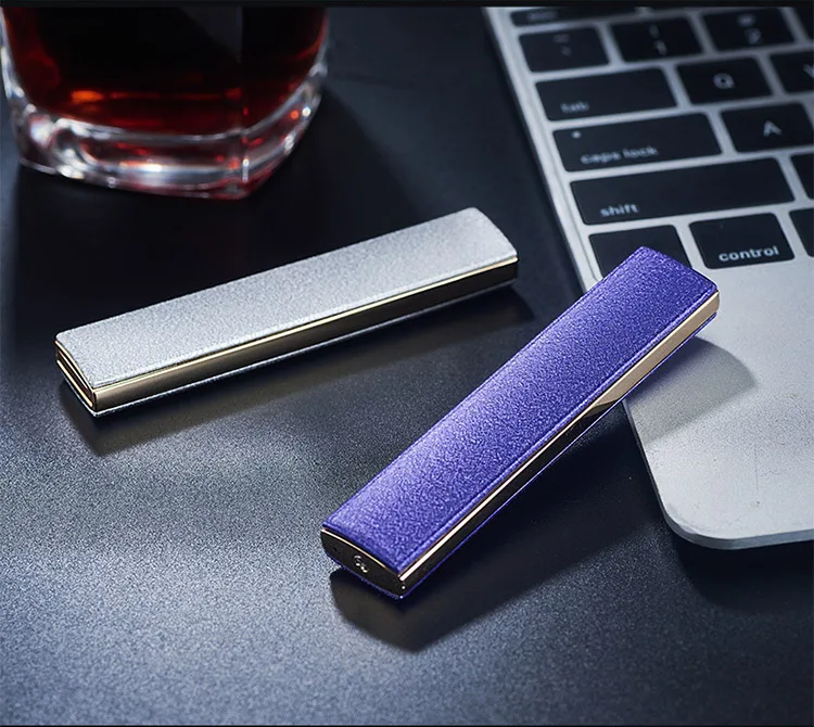 Новинка, тонкая металлическая зажигалка, usb зарядка, зажигалки, перезаряжаемая электрическая зажигалка, ветрозащитная, высокое качество, гаджеты для мужчин