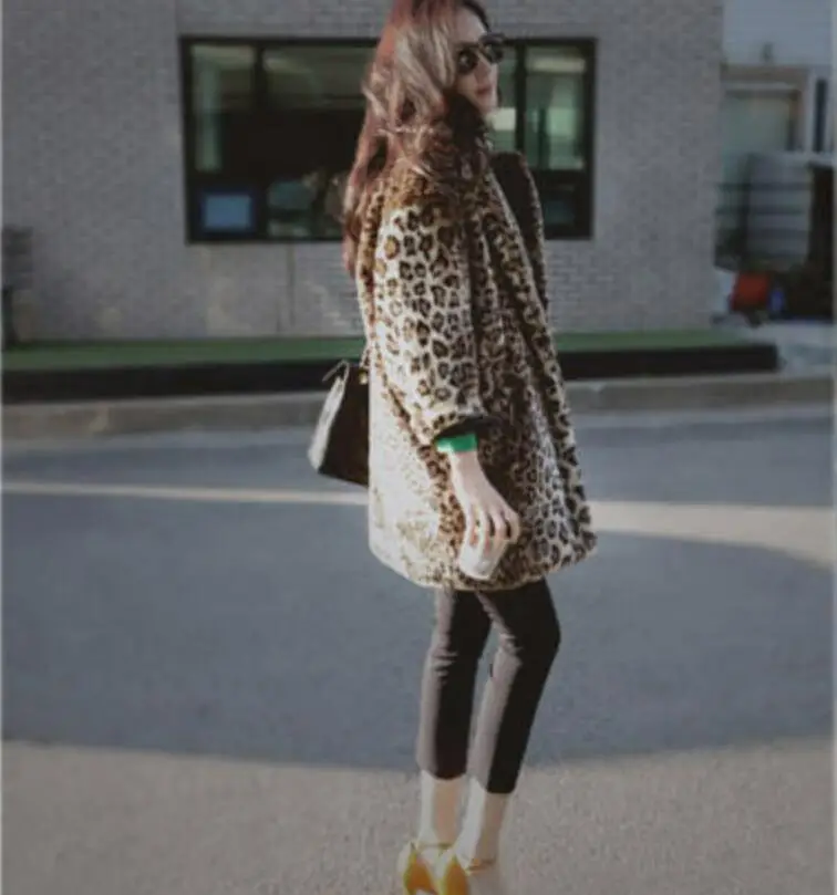 Женская Шуба из искусственного меха теплая приталенная куртка с леопардовым