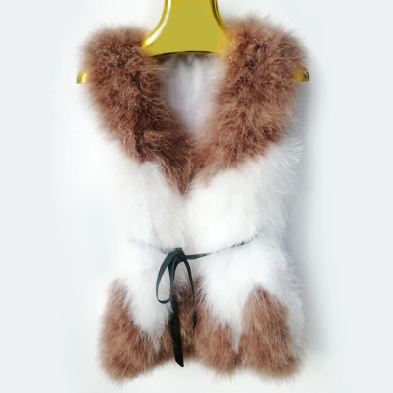 Женский меховой жилет зимний теплый с перьями страуса и индейки меховая