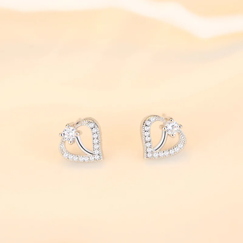 

FENGLI Female Lovely Small Cute Heart Stud Earrings for Girls Charm Silver Color Plated Crystal Jewelry Brincos Children Earings
