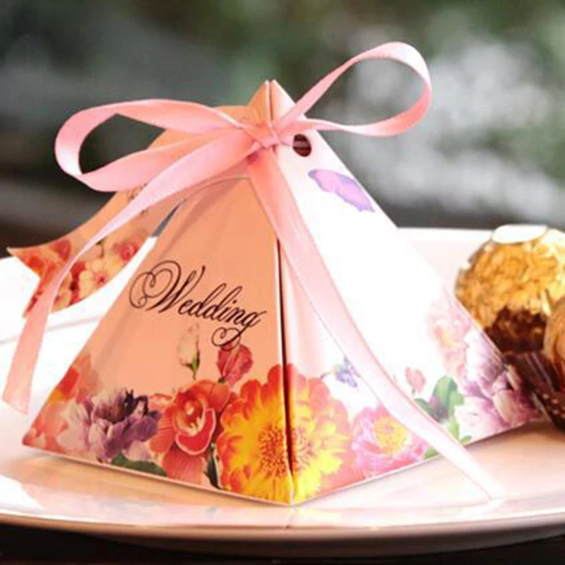 50 Pcs Creative pyramid shape candy Boxes Wedding Party Favour Gift Candy cookie food snack with ribbon gift card | Дом и сад