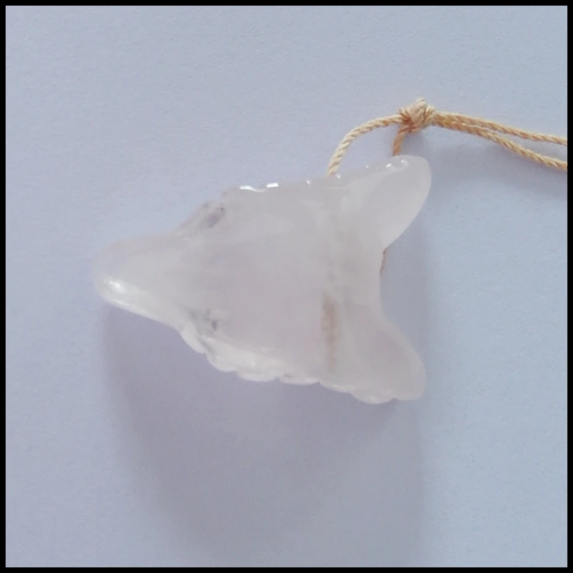

Wholesale,HandCarved wolf head necklace pendant,Rose Quartz,30mmx22x11mm,7.3g