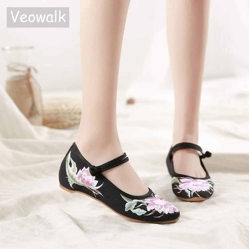 Винтажные женские холщовые балетки Veowalk с китайской вышивкой острым носком
