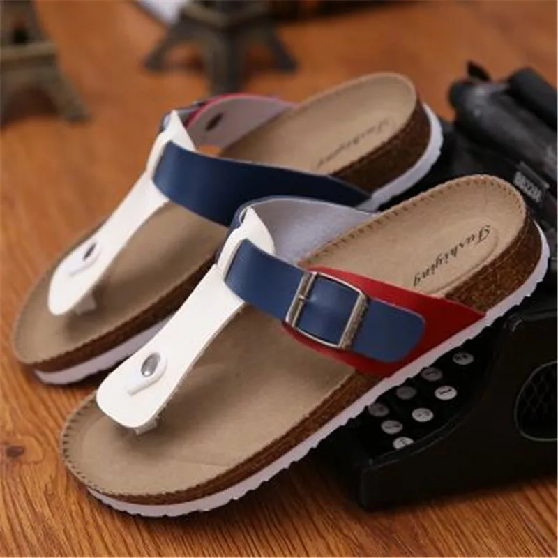 Шлепанцы мужские на плоской подошве модные пляжные сандалии из пробки черные