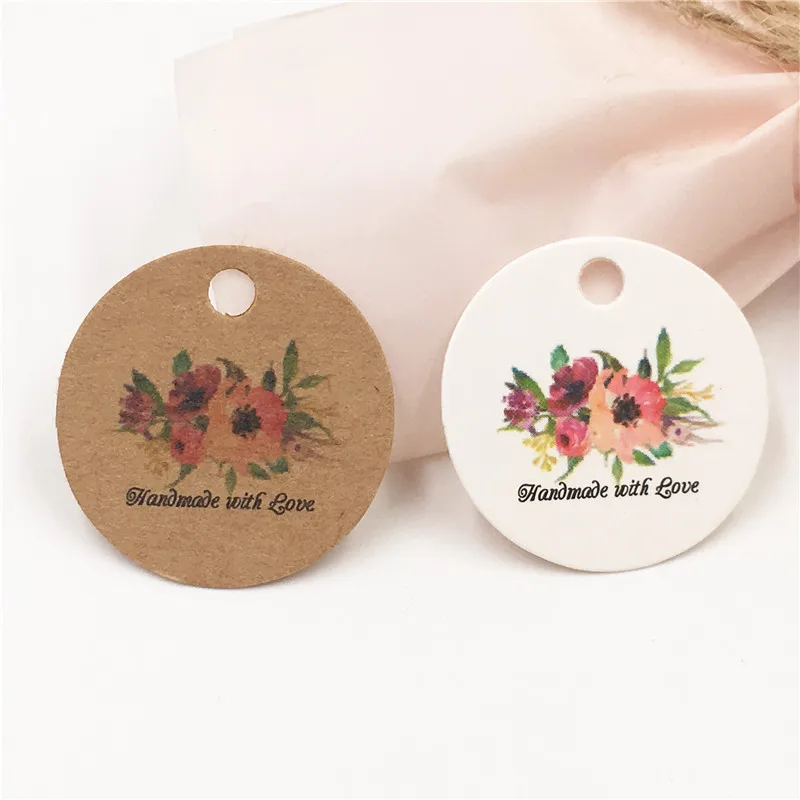 

100Pcs Round 3 cm Brown White Paper Tags Colorful Printing With Hemp Strings for Weeding Party Favor Gift Packaging Hang Tag