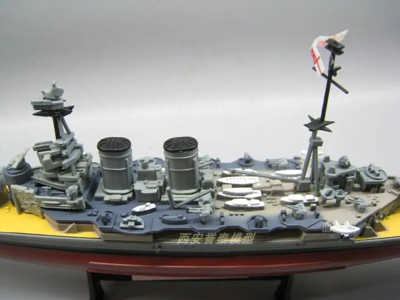 Модель военного корабля из литая металла масштаб 1/1000| |