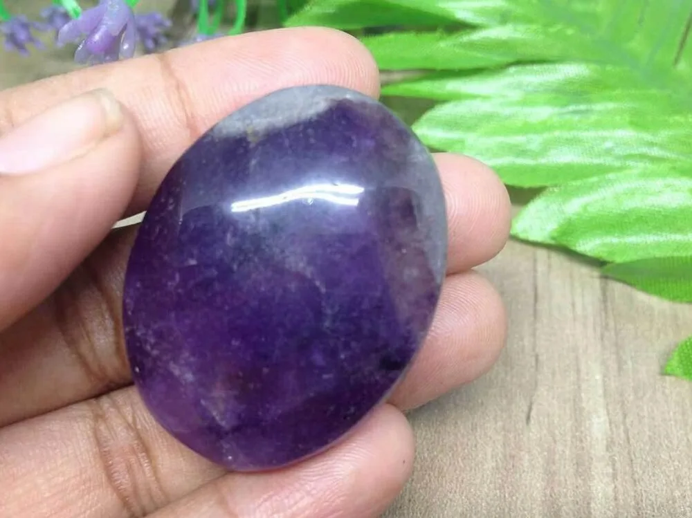 

1pcs Amethyst Worry Stones Palm Stones Thumb Stones Amethyst Healing Stones