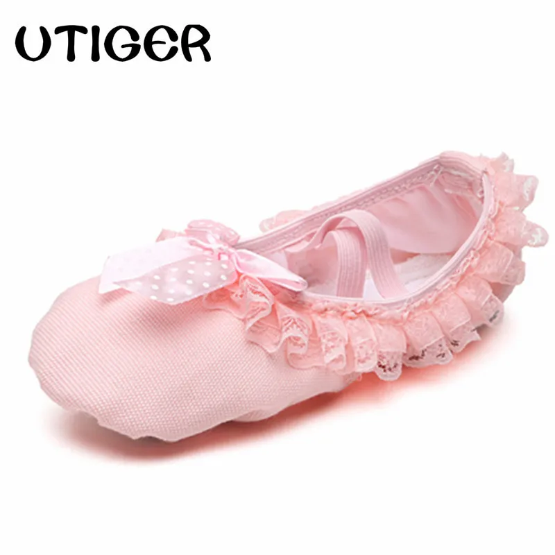 Детская танцевальная обувь для балета кружевная начинающих розовые парусиновые