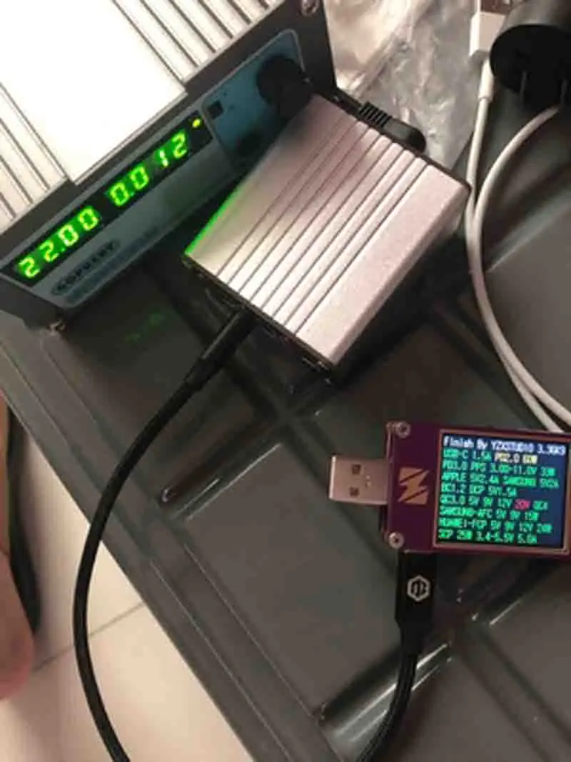 Автомобильное зарядное устройство с 6 портами USB Type C 12 В 15 24 в пост.