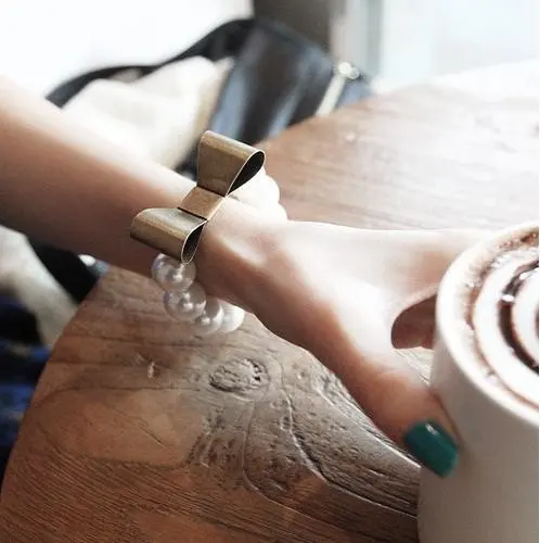 Распродажа Новая Мода Коренастый Перл цепь Большой Металл Золотой бантом