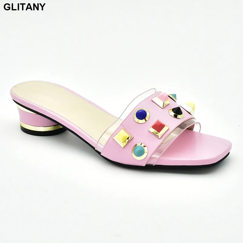 Сандалии женские с украшением из страз босоножки на низком каблуке Элегантная