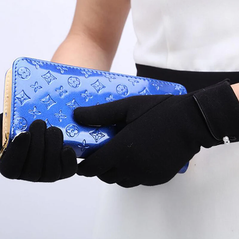 

Winter fashion pearl decoration deer skin gloves women's touch screen plus velvet warm riding windproof elastic gloves L47