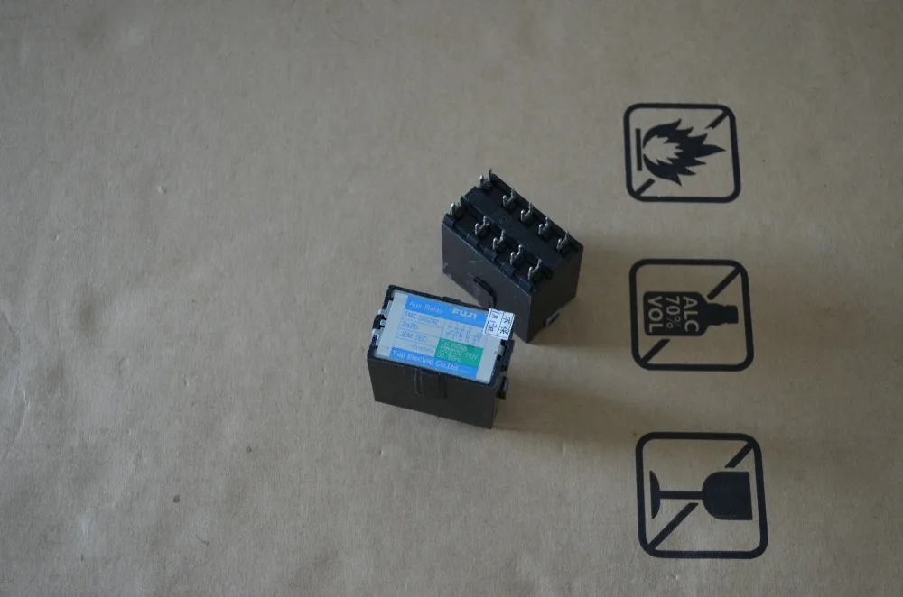 Auxiliary Relay Original and tested FMC-OASZ42 2A2B | Компьютеры и офис