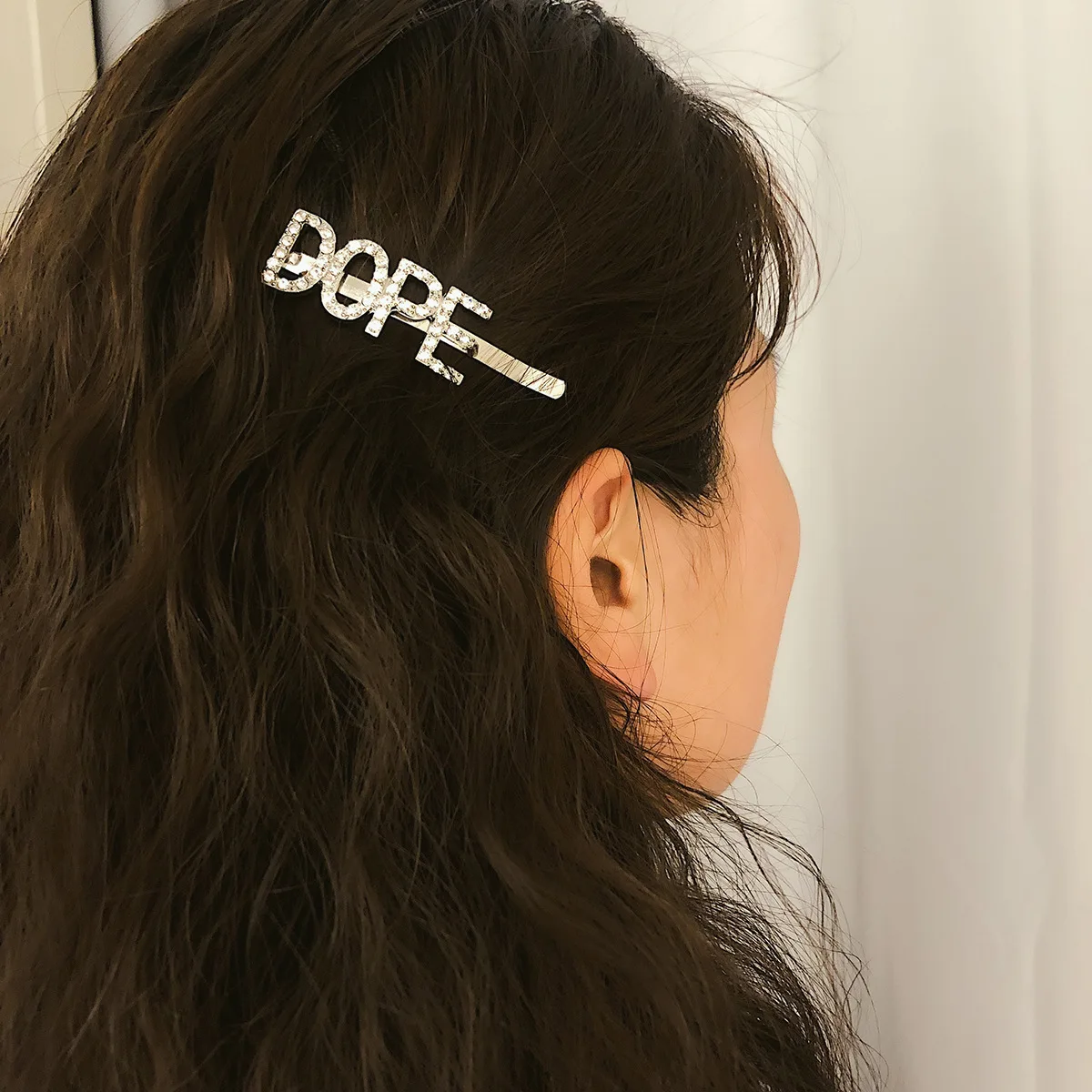 Индивидуальное Название Буквы инициала смешная монограмма искусственные волосы