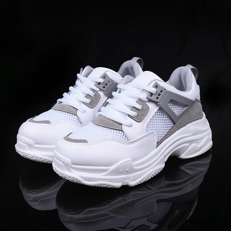 Женские кроссовки на плоской подошве серые повседневные платформе в западном