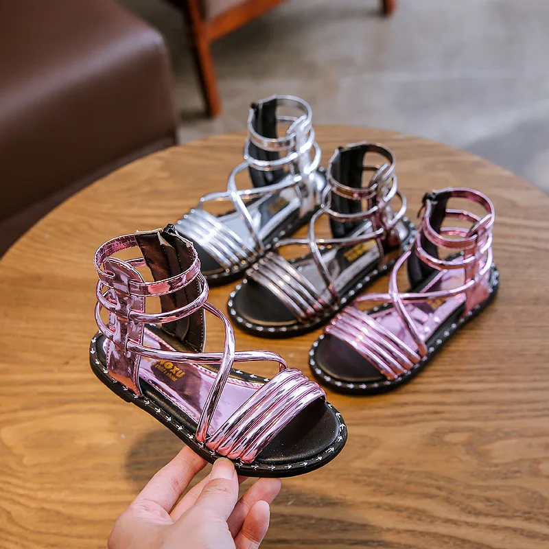 2019 г. Летние Стильные блестящие римские сандалии для девочек детские с капюшоном