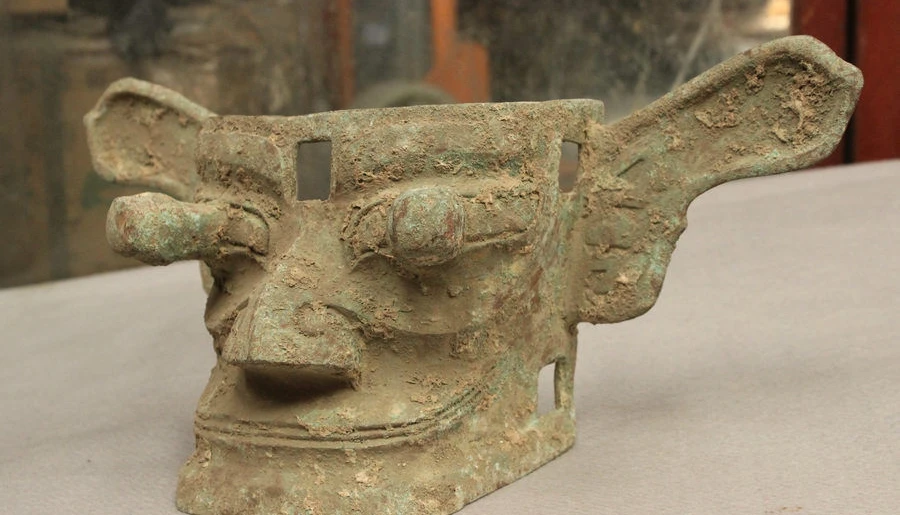 16 &quotКитайский SanXingDui культура старый Бронзовый человек лицо Голова Статуя