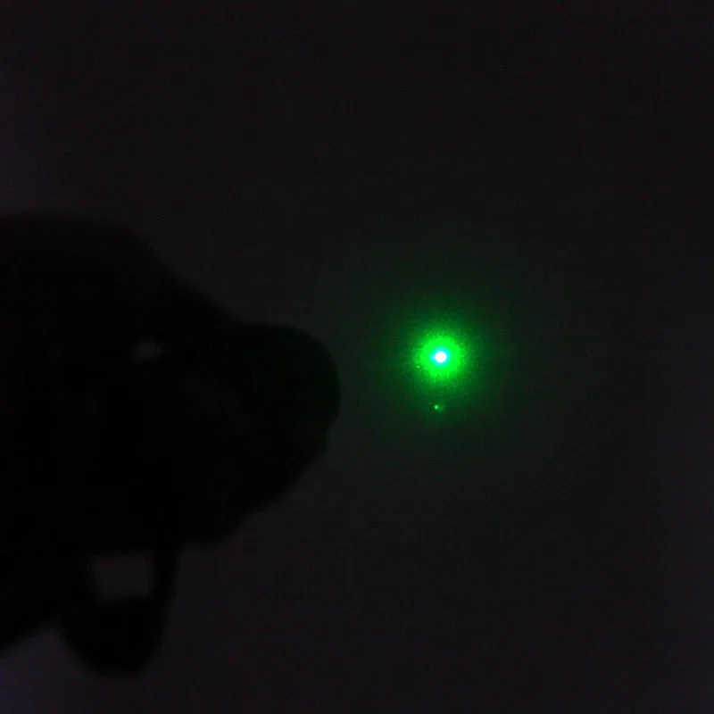 2016 Новый 3 в 1 масштабируемый светодиодный фонарик красный зеленый лазерный