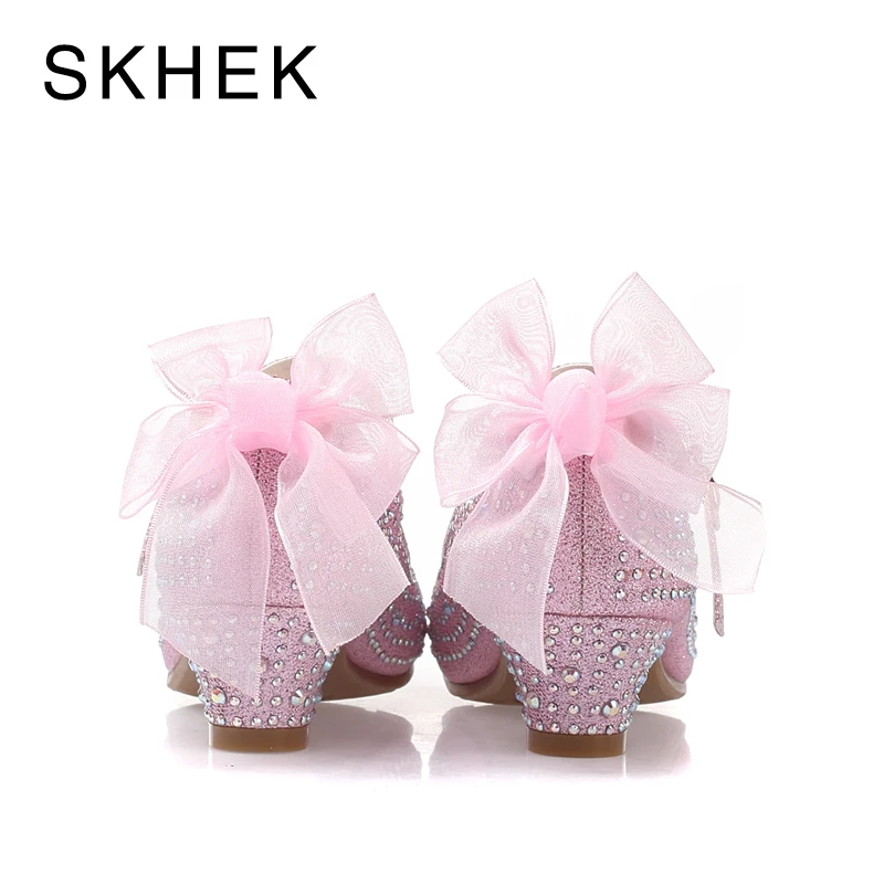 SKHEK/детская обувь для девочек; сандалии для детей с блестками и бабочкой; детская обувь на низком каблуке; праздничные сандалии для девочек; обувь на высоком каблуке