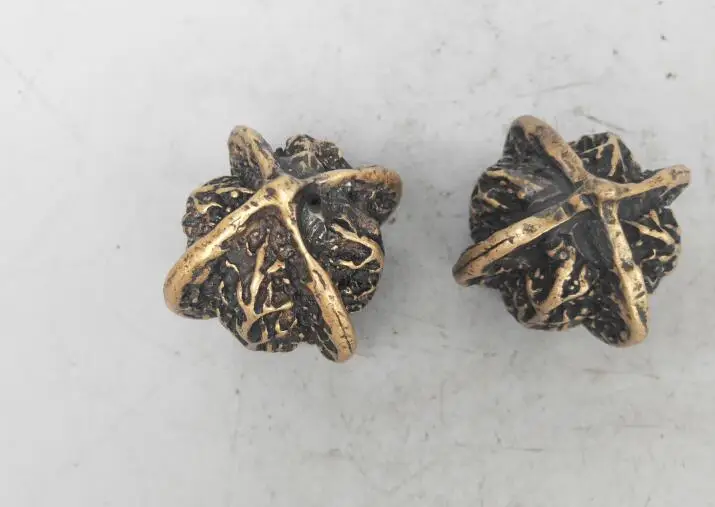 

China seiko carving pure brass Hand play walnut a pair