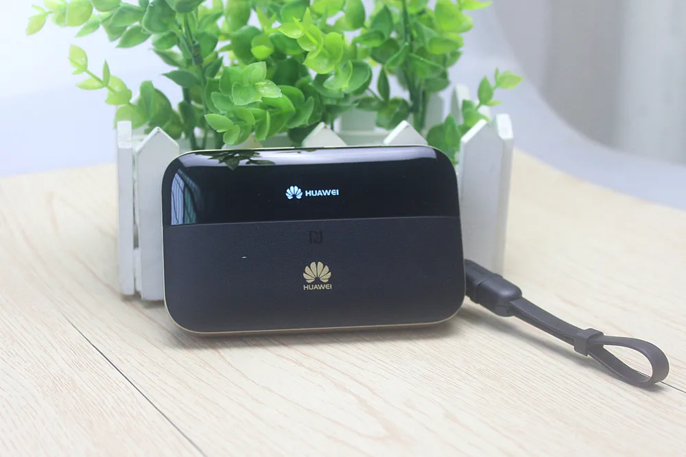 Huawei WiFi 2 Pro E5885