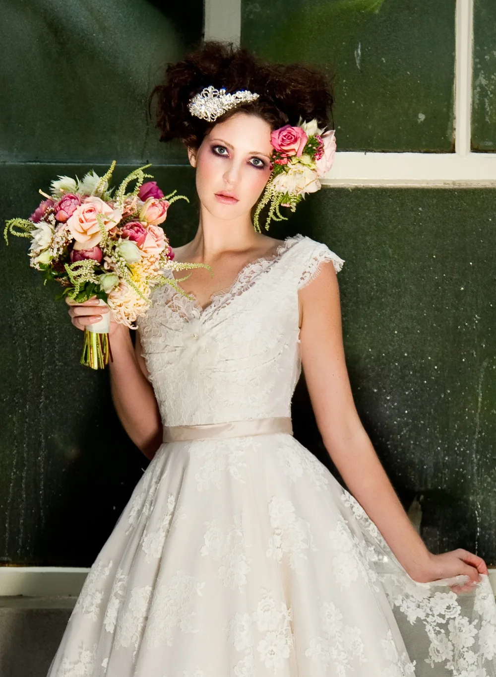 Inexpensive White Tea Length Informal Wedding Dresses 2014 Style Sleeveless Bridal Gowns For Brides Topo De Casamento | Свадьбы и