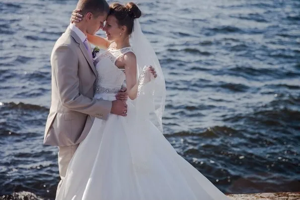 Новая Коллекция Весна Scoop Шеи Белый Дешевые Кружева Свадебные Платья Бич