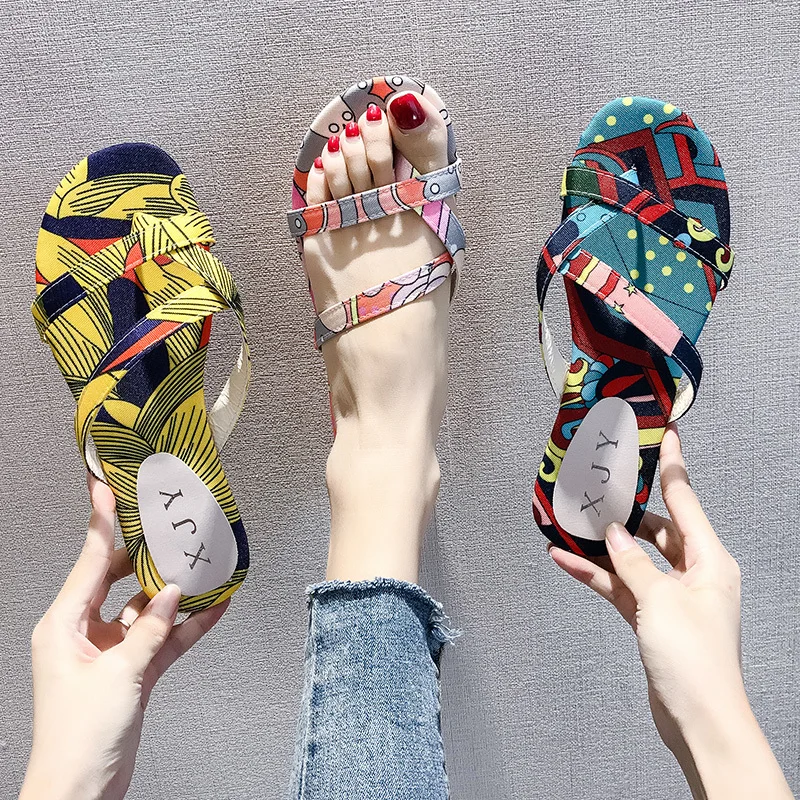 

SEGGNICE Women Summer Slippers 2019 Low Heels Female Graffiti Shoes Strappy Slippres Women's Open Toe Mixed Fashion Casual Shoes