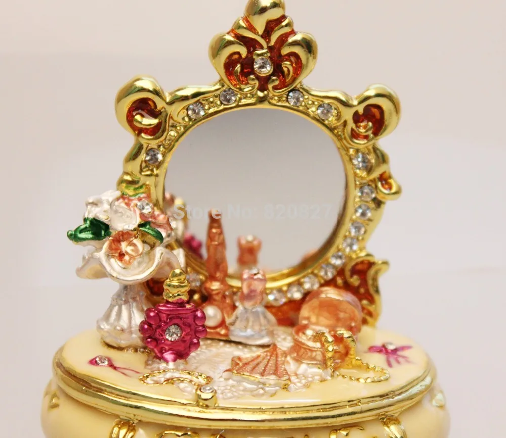 Vintage Treasures Dresser Trinket Box in Dressing Table Shaped  Keepsake Box Retro Vintage Crafts Gifts for Women