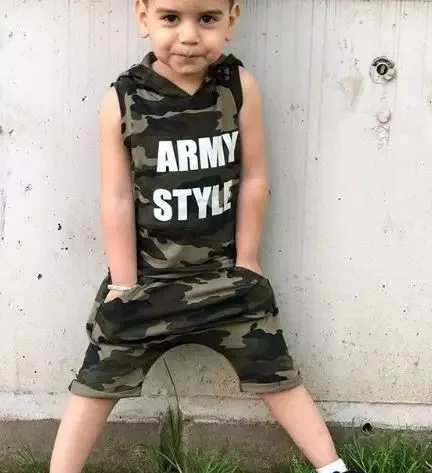 

Камуфляжный костюм для мальчиков без рукавов, детский Камуфляжный жилет с капюшоном и надписью, пять брюк