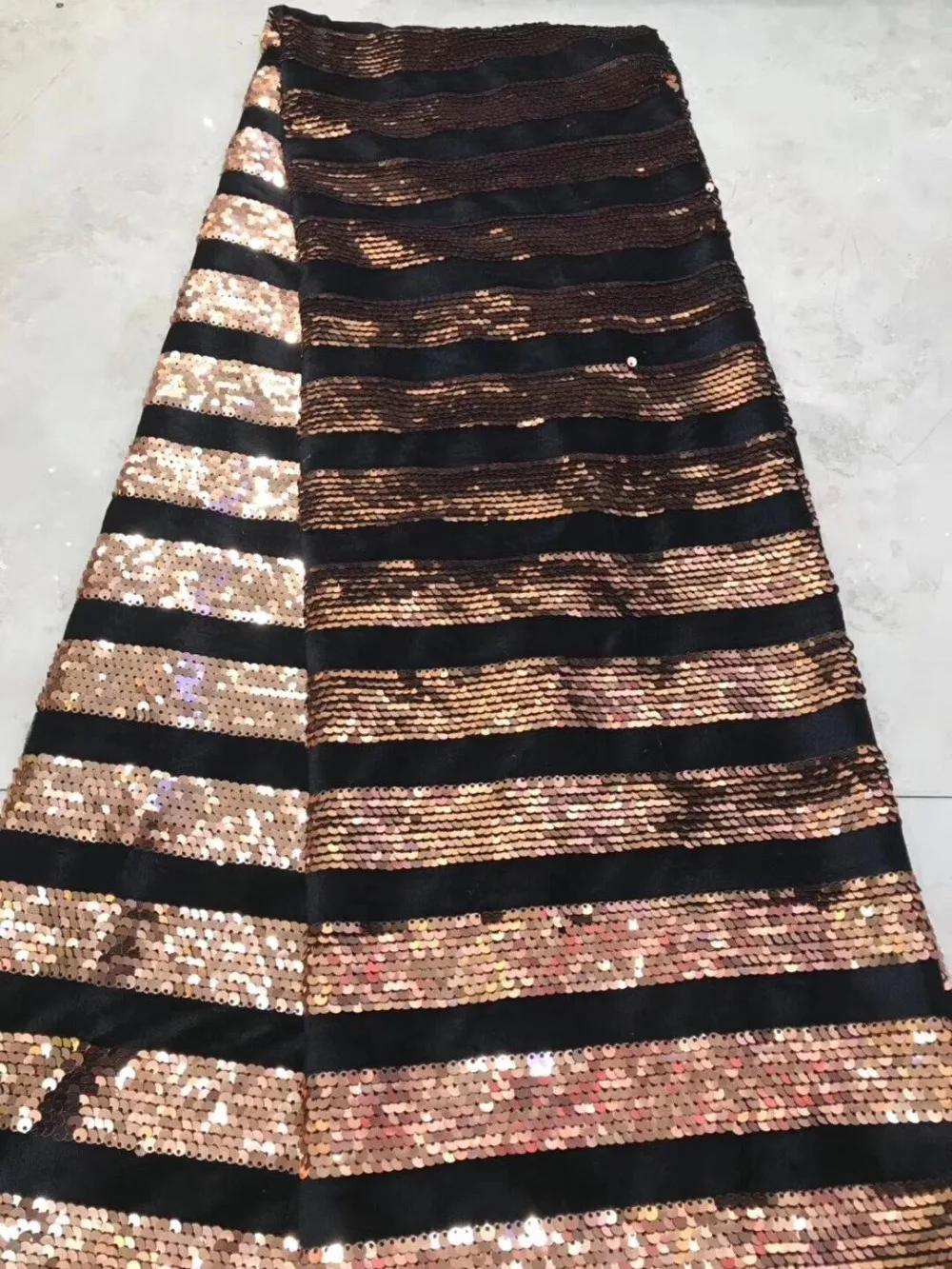 

beautiful embroidered tulle lace fabric Newest french lace fabric SYJ-10916 Embroidered tulle mesh fabric