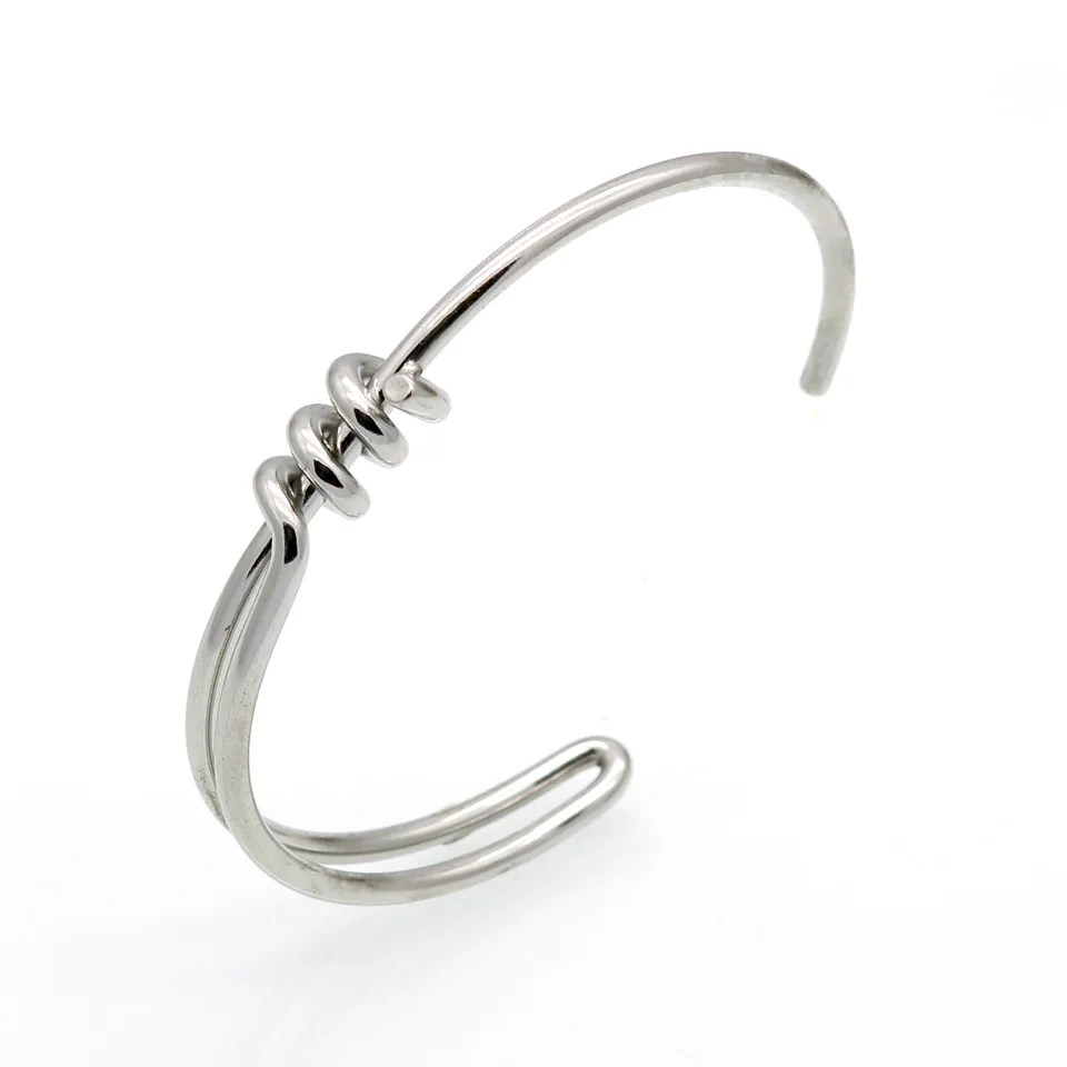 Женский браслет ручной работы из нержавеющей стали золотистого цвета с узлом