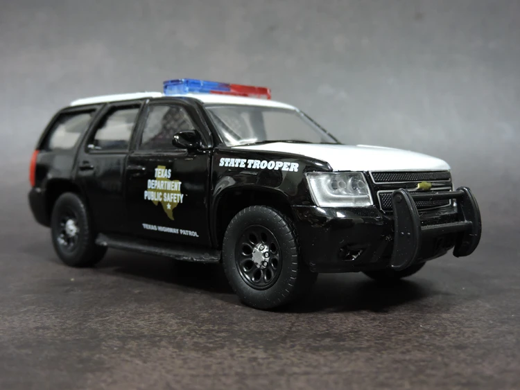 Специальный литой металл 1/32 Tahoe классический американский автомобиль модель дома дисплей Коллекция с упаковкой