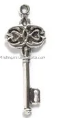

FREE SHIPPING 150pcs Tibetan silver heart crafted key drops A678