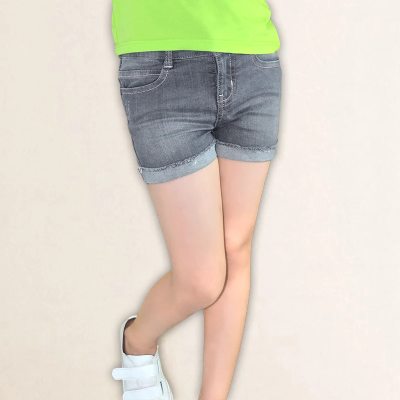 Летняя Новинка 2017 г. джинсовые шорты для девочек Дети Обувь серый Джинсы Короткие