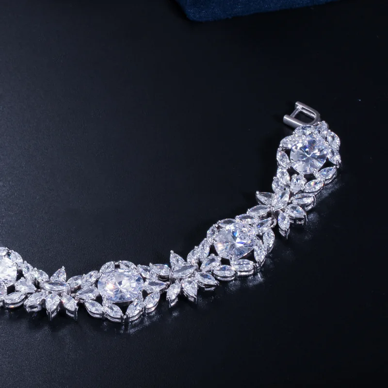 

New arrival party bracelets AAA crystal flower fashion elegant shinning silver Women's/Girl's Bracelets & Bangles Gift Jewelry