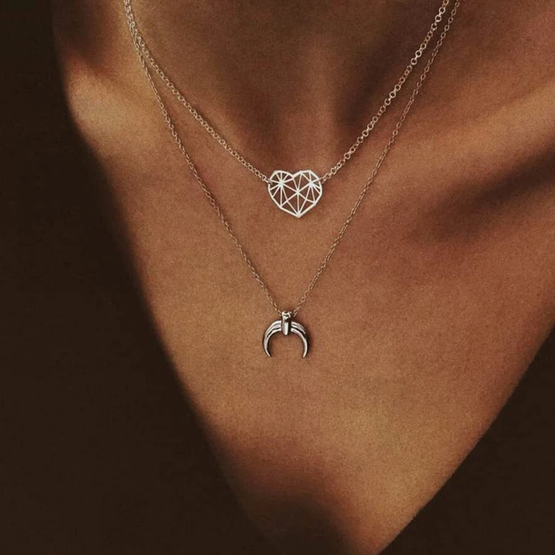 

Bohemia Hollow Heart Moon Pendant Necklaces for Women Layered Statement Necklace Party Clothing Boho Jewelry Accessories