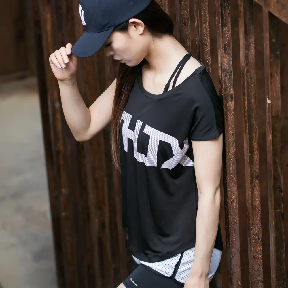 Свободные Черно белые сеточные с коротким рукавом спортивные футболки для