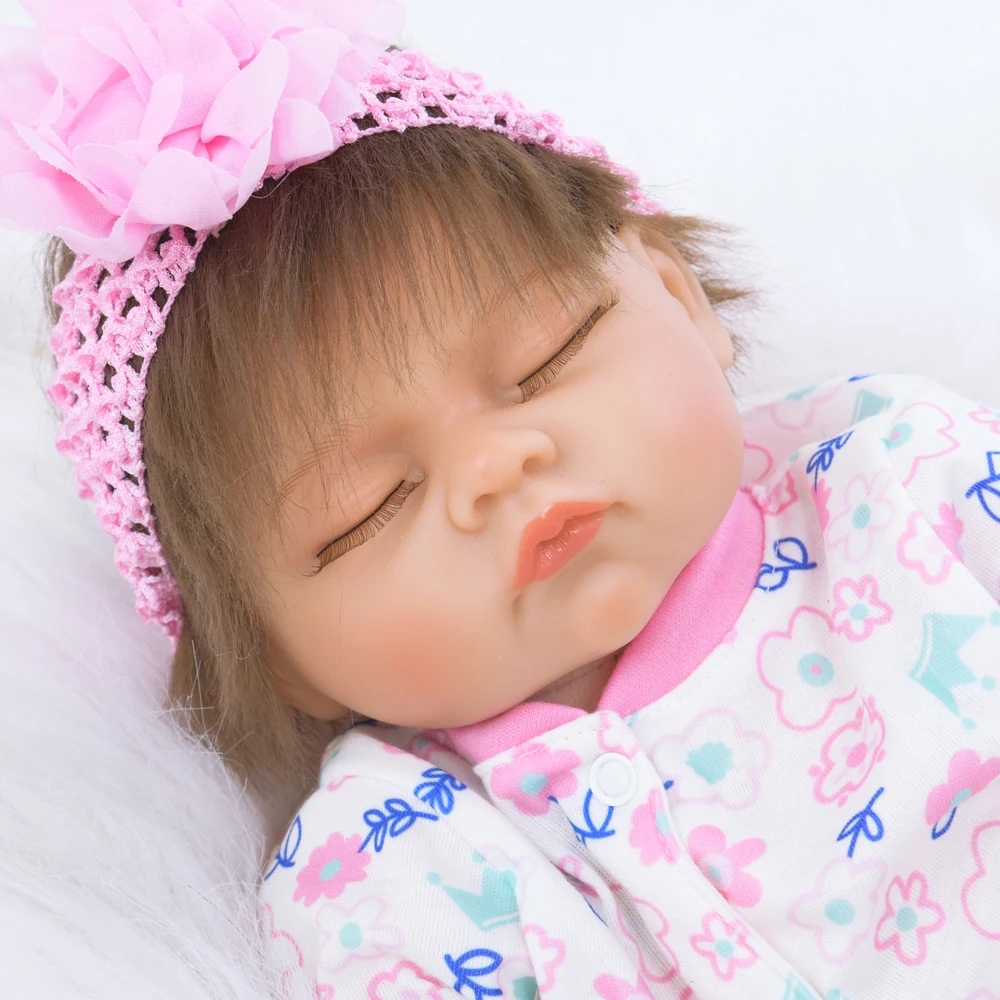 

Cloth Body Reborn Baby Dolls 22 Inch New Fashion 55cm Realistic Lovely adorableKids toys Children's Lovely Playmate