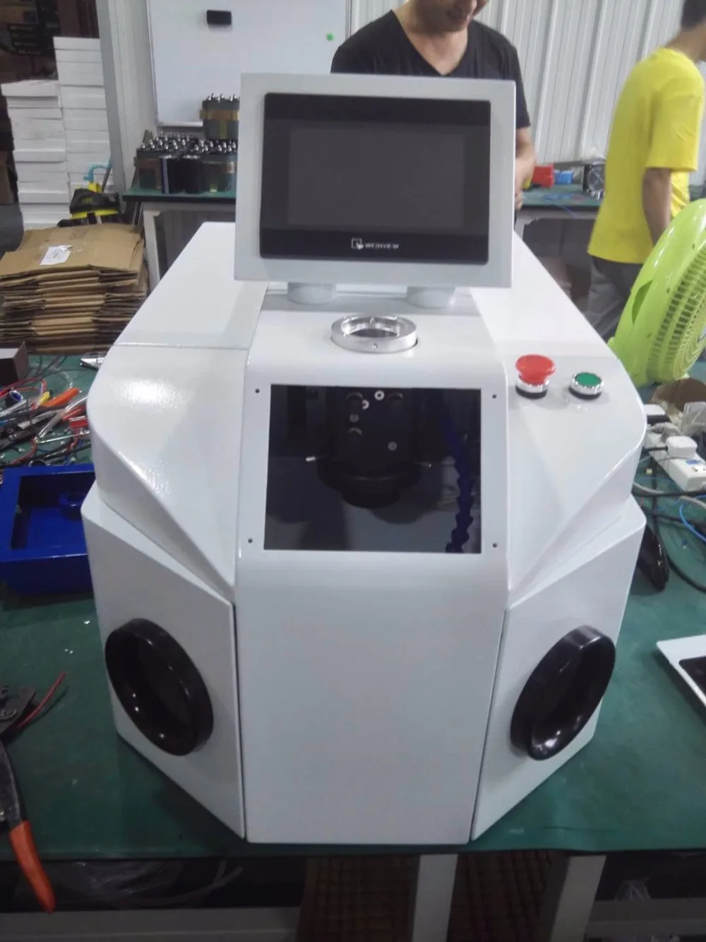 

YAG 150w/200w/300w hot sale YAG fiber laser weling machine weld on metal