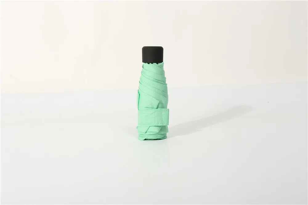 cyan Мини-зонт с карманом для женщин, маленькие УФ-зонты, 180 г, женский водонепроницаемый Зонт от дождя, защита от солнца для мужчин, удобный для путешествий, для девочек, Parapluie, для детей - Цвет: cyan