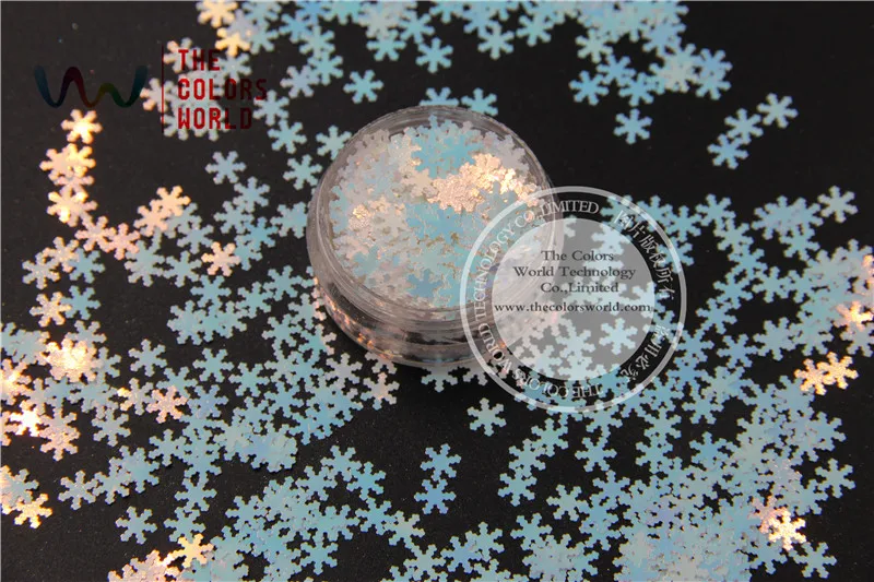 Радужный перламутровый белый TCI21 с светло розовыми и синими цветами в форме