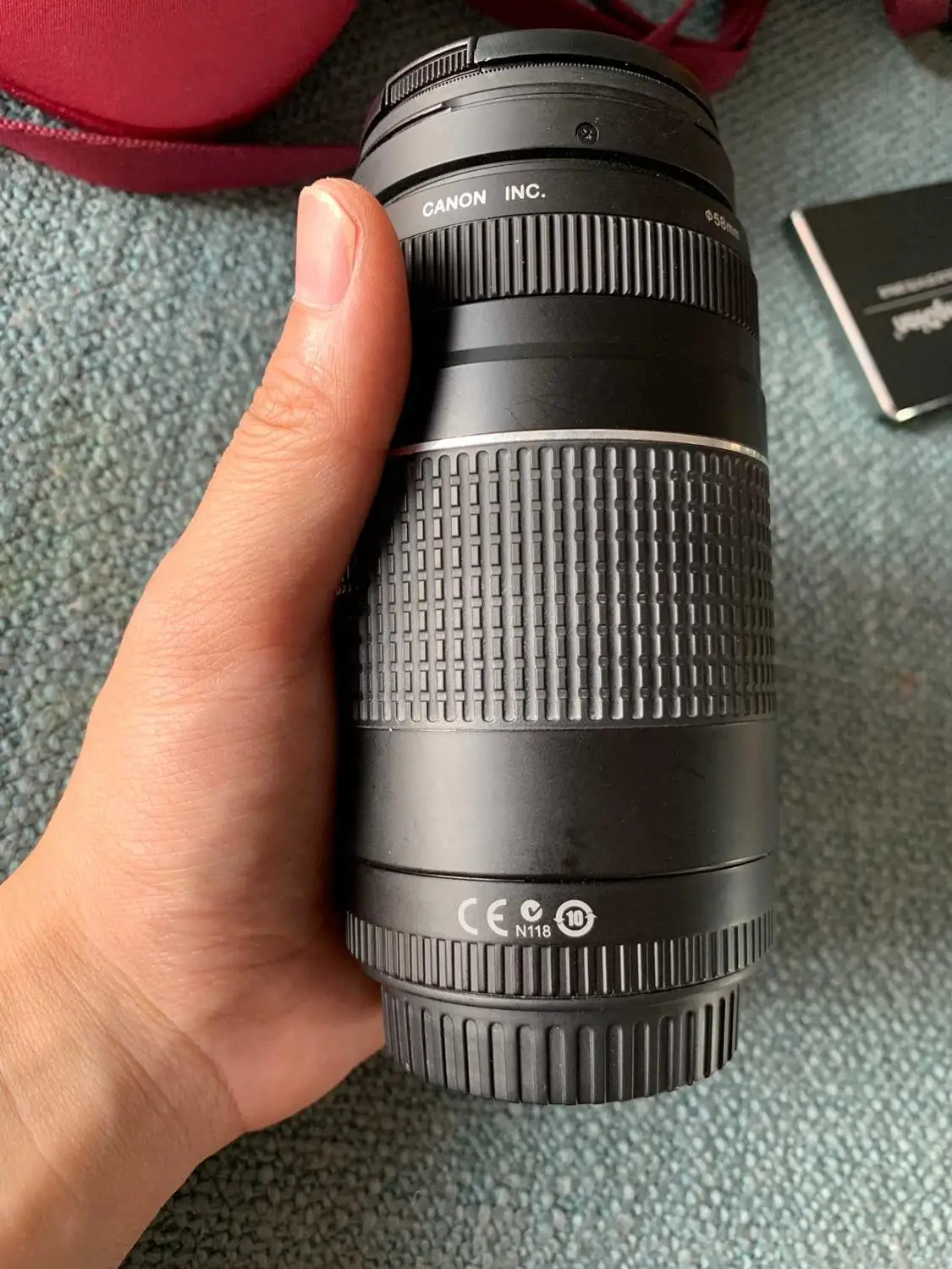 Б/у телеобъектив Canon EF 75-300 мм f/4-5,6 III для зеркальных фотокамер Canon