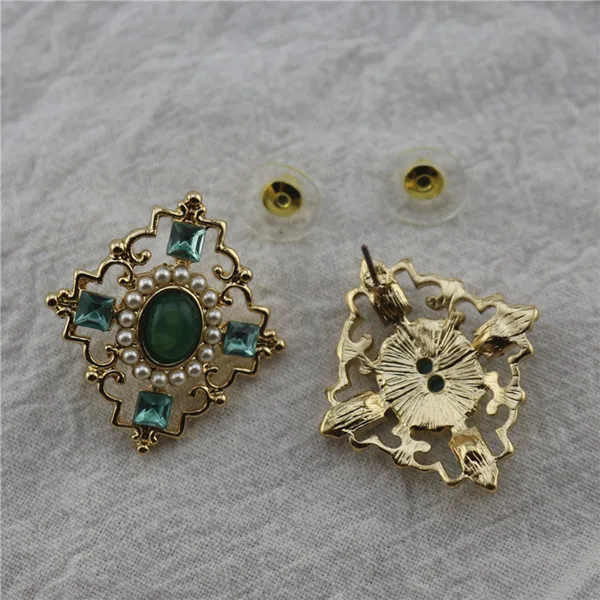 Vintage ethnic style inlaid green semi-precious stones imitation pearl brooch 925 silver needle earrings Ear clip necklace Suit - Окраска металла: 925 silver needle