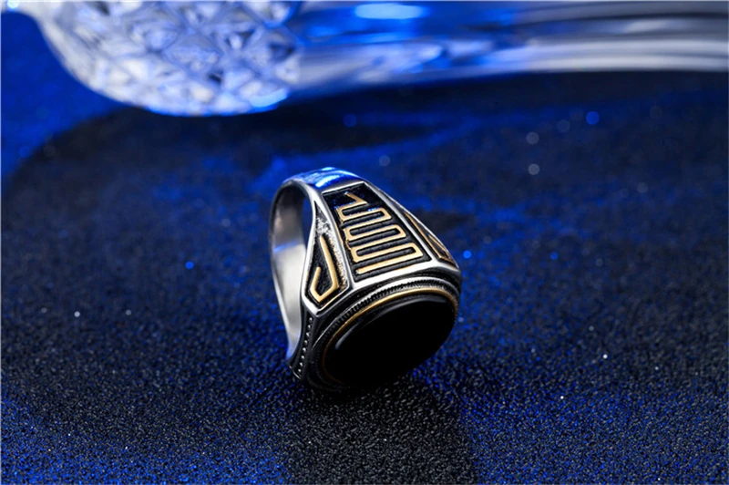 Винтажное овальное кольцо из красного/черного/зеленого/белого оникса мужское