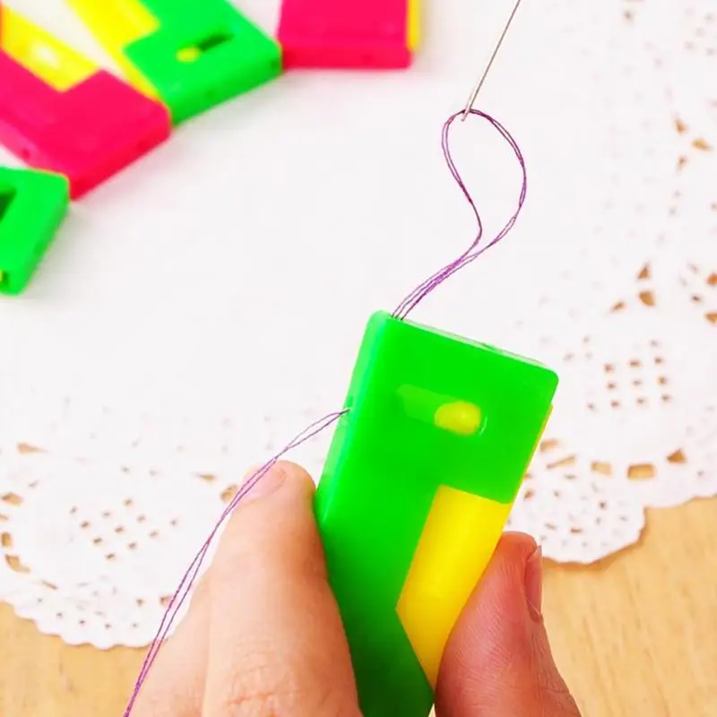 10 шт. пожилых Применение Автоматическая легкая швейная игла устройство нити